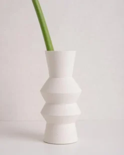 HKliving Medium White Angular Speckled Clay Vase