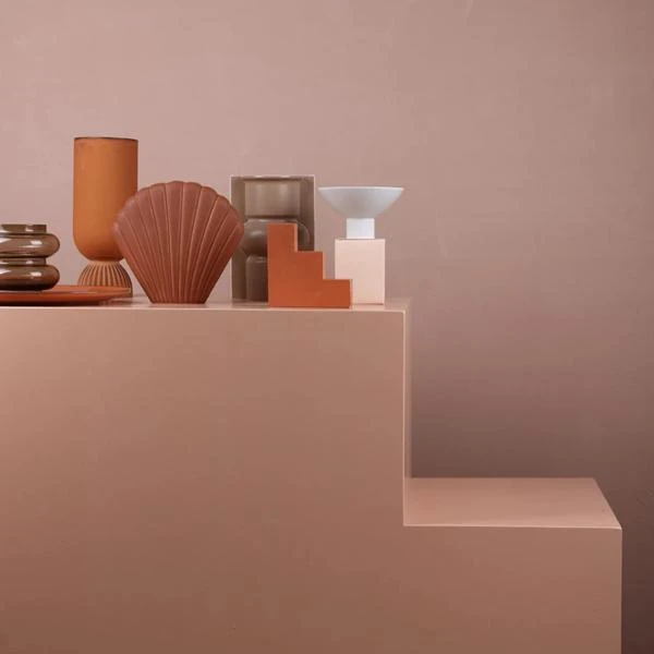 HKliving Smoked Brown Glass Wiggle Vase 4 HKliving Smoked Brown Glass Wiggle Vase