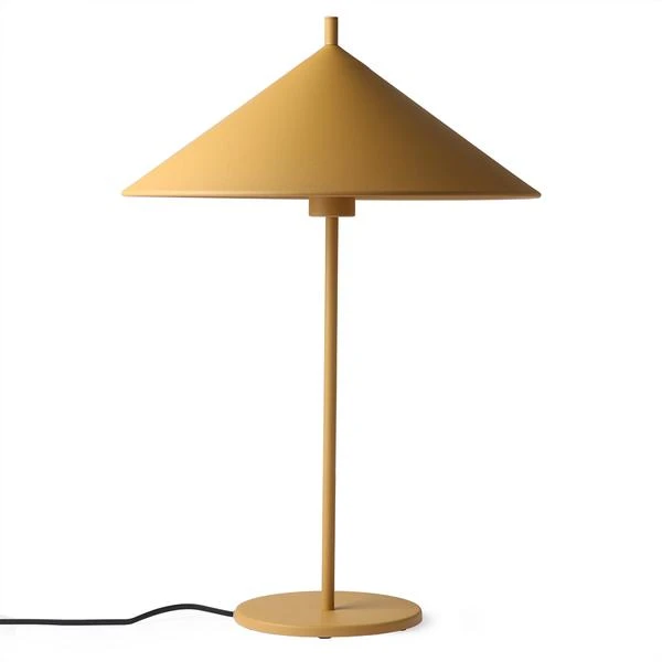 HKliving metal triangle table lamp l matt ochre 3 HKliving metal triangle table lamp l matt ochre