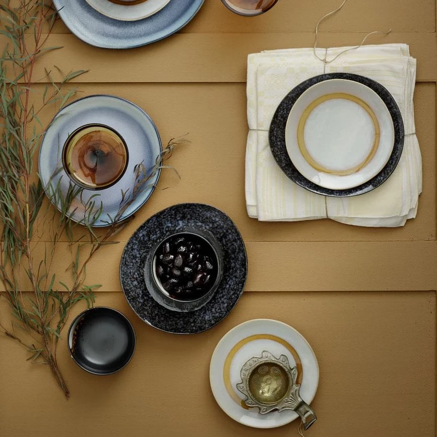 HKliving Ceramic 70's Dessert Plate Snow Set of 2 6 HKliving Ceramic 70's Dessert Plate Snow Set of 2